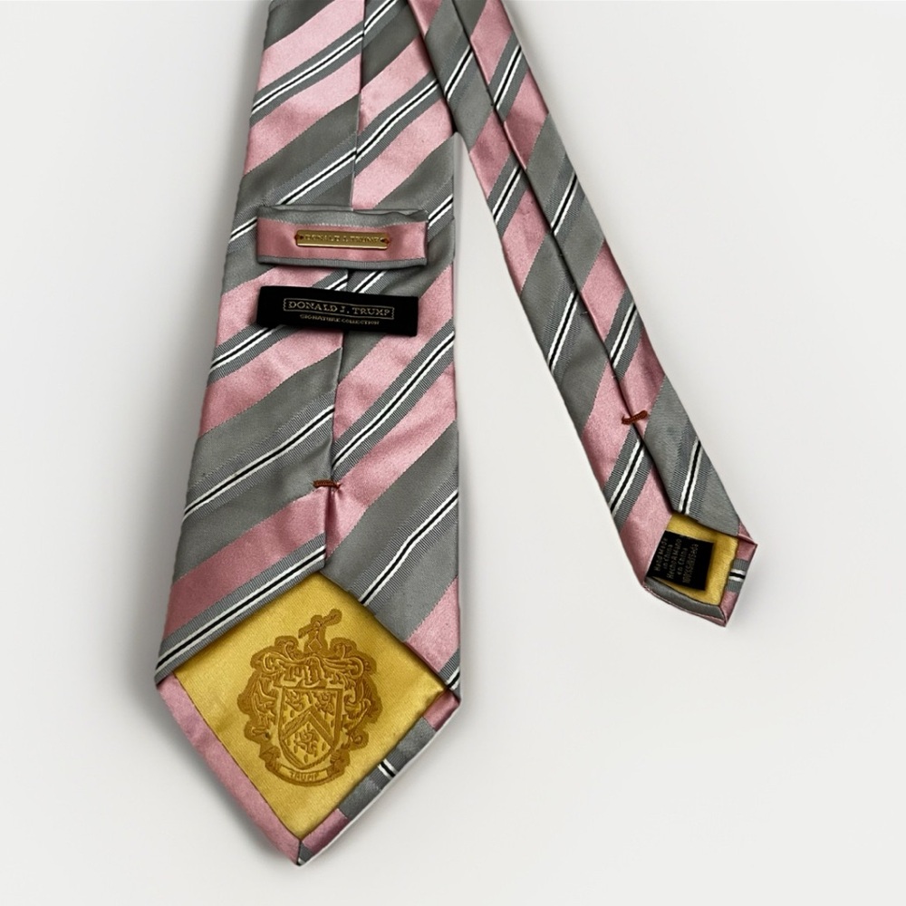 Donald TRUMP Signature Collection Handmade 100% Silk Designer Tie Gray Striped - Picture 4 of 10